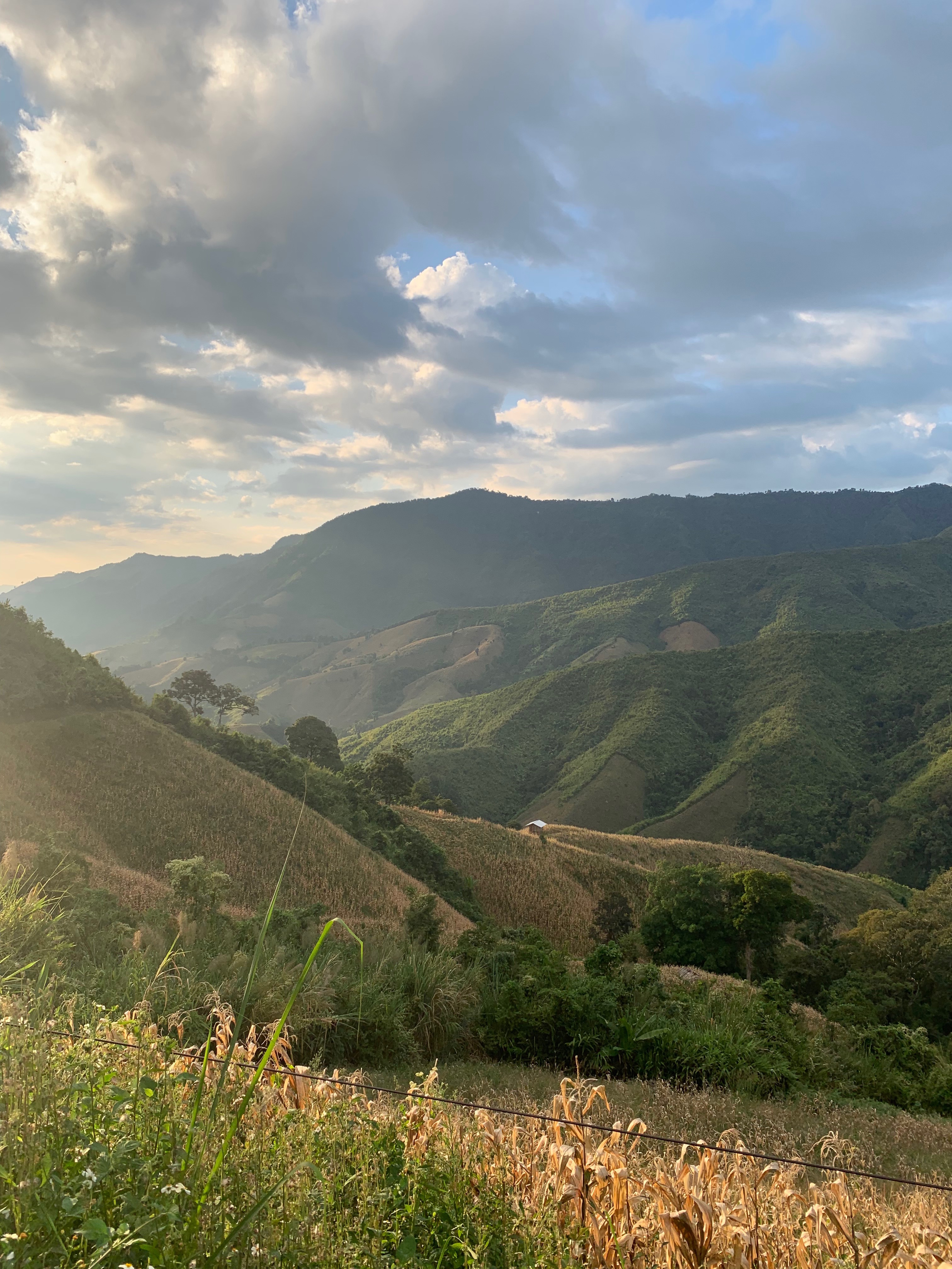 Erik HR is an African-American Software Engineer and Creative Developer working globally.